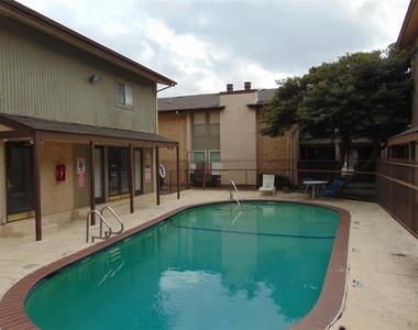 12806 Midway Road - Photo Thumbnail 17