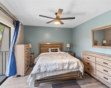 1600 Coral Avenue - Photo Thumbnail 12