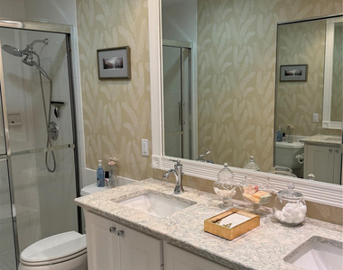 10744 Sw Elsinore Drive - Photo Thumbnail 4