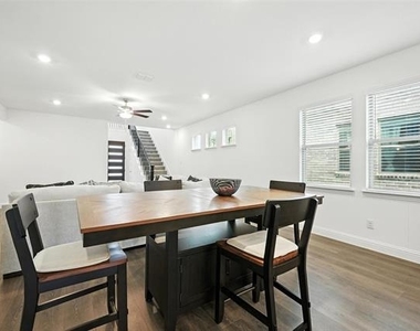 447 Holly Road - Photo Thumbnail 30