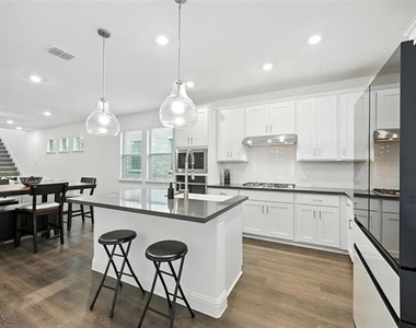 447 Holly Road - Photo Thumbnail 32