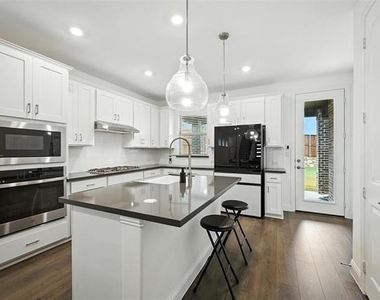 447 Holly Road - Photo Thumbnail 33