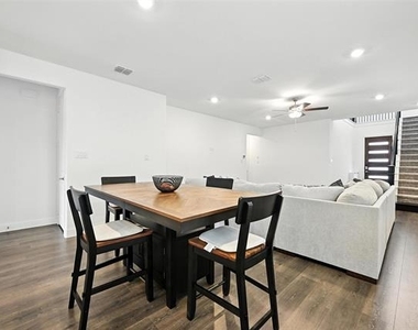 447 Holly Road - Photo Thumbnail 29