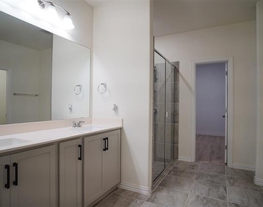 1432 Four Corner Lane - Photo Thumbnail 15