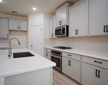 1432 Four Corner Lane - Photo Thumbnail 8