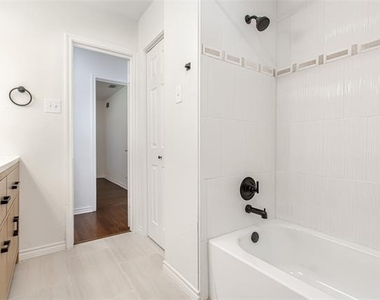 6737 Lakefair Circle - Photo Thumbnail 25
