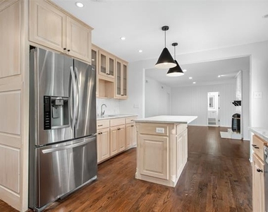 6737 Lakefair Circle - Photo Thumbnail 17