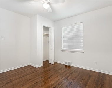 6737 Lakefair Circle - Photo Thumbnail 23