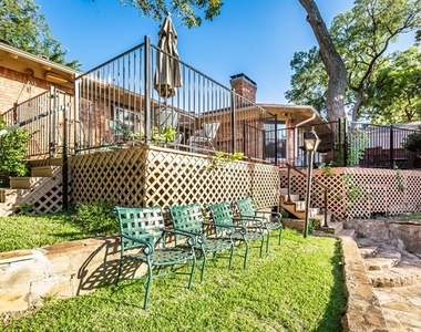 6737 Lakefair Circle - Photo Thumbnail 33