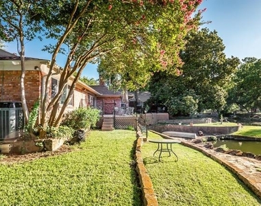 6737 Lakefair Circle - Photo Thumbnail 32