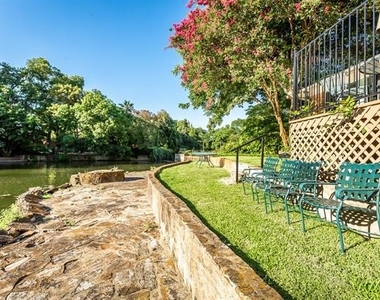 6737 Lakefair Circle - Photo Thumbnail 34