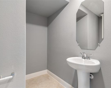 3805 Bastrop Street - Photo Thumbnail 31