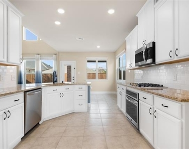 3805 Bastrop Street - Photo Thumbnail 13