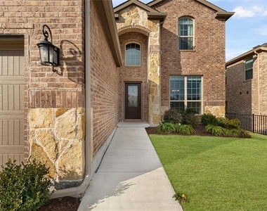 3805 Bastrop Street - Photo Thumbnail 2