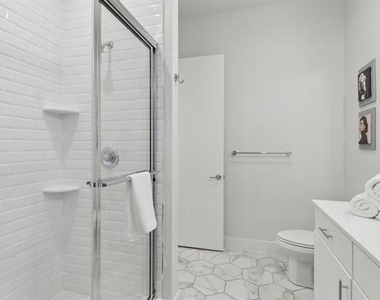 2990 Reagan Street - Photo Thumbnail 8