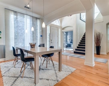 3313 Madison Avenue - Photo Thumbnail 19