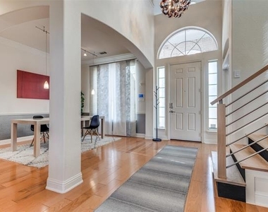 3313 Madison Avenue - Photo Thumbnail 30