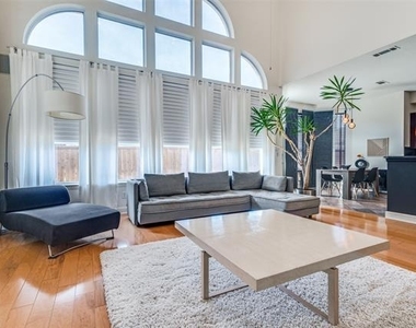 3313 Madison Avenue - Photo Thumbnail 10