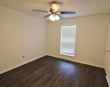 1234 Mockingbird Lane - Photo Thumbnail 3