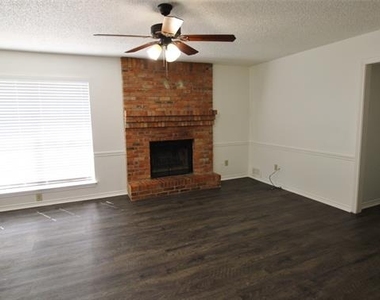 1234 Mockingbird Lane - Photo Thumbnail 5