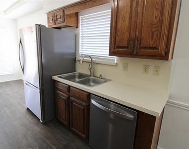 1234 Mockingbird Lane - Photo Thumbnail 11