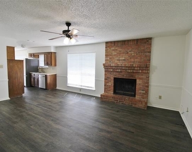 1234 Mockingbird Lane - Photo Thumbnail 6