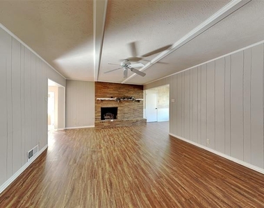 13630 Willow Bend Road - Photo Thumbnail 3