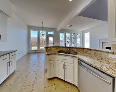 4322 Duck Pond Lane - Photo Thumbnail 4