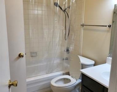 6900 Skillman Street - Photo Thumbnail 9