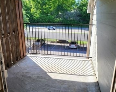 6900 Skillman Street - Photo Thumbnail 12