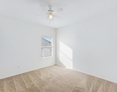 7405 Howling Coyote Lane - Photo Thumbnail 22