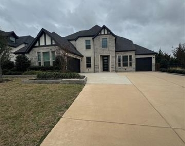 1520 Winchester Drive - Photo Thumbnail 3