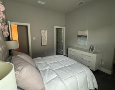 1520 Winchester Drive - Photo Thumbnail 39