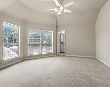 2308 Megan Way - Photo Thumbnail 22