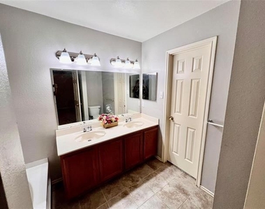 12985 Vassar Drive - Photo Thumbnail 4