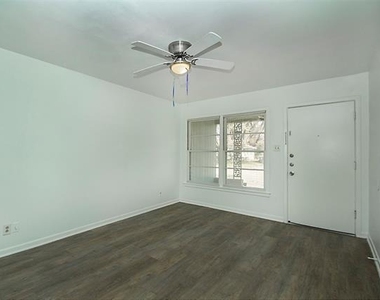 1925 Hilltop Drive - Photo Thumbnail 7