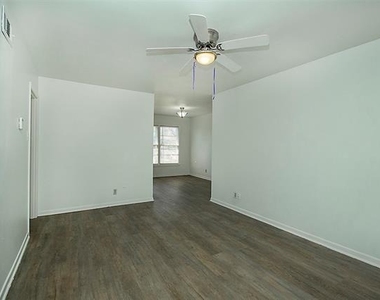 1925 Hilltop Drive - Photo Thumbnail 9