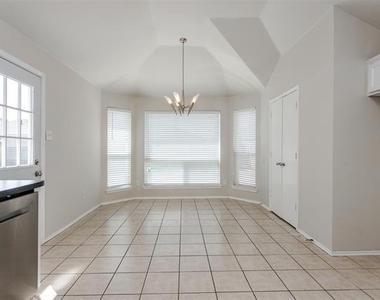 1017 Caleb Street - Photo Thumbnail 15
