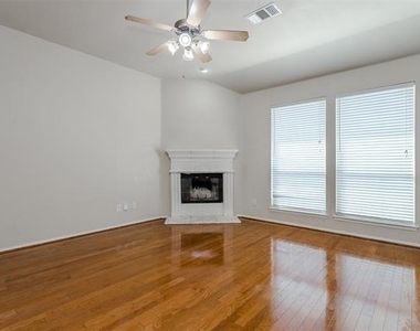1017 Caleb Street - Photo Thumbnail 6