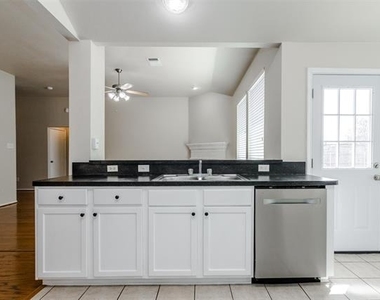 1017 Caleb Street - Photo Thumbnail 23