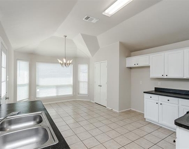 1017 Caleb Street - Photo Thumbnail 14