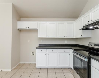 1017 Caleb Street - Photo Thumbnail 30