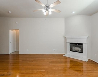 1017 Caleb Street - Photo Thumbnail 36