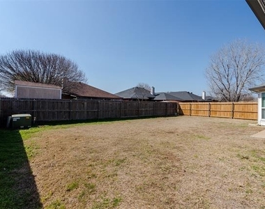 1017 Caleb Street - Photo Thumbnail 32
