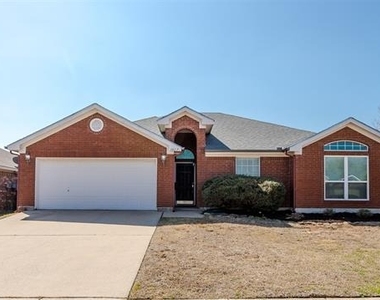 1017 Caleb Street - Photo Thumbnail 2