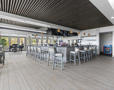 503 Southstar Drive - Photo Thumbnail 33