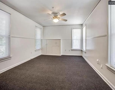 4009 Acacia Street - Photo Thumbnail 8