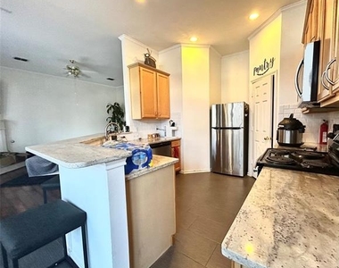 7154 Tularosa Court - Photo Thumbnail 4