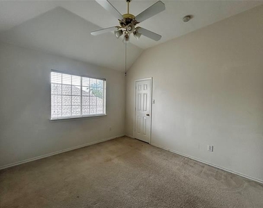 7154 Tularosa Court - Photo Thumbnail 15
