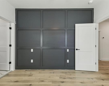 521 N Denley Drive - Photo Thumbnail 11